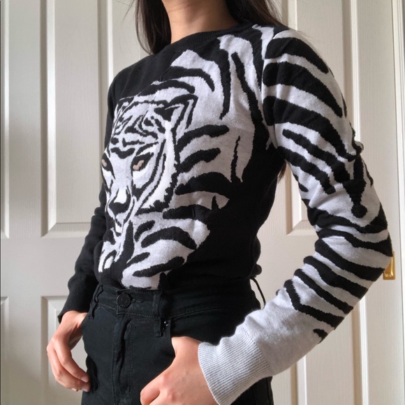 Glamorous Sweaters - Knit tiger pattern black-and-white sweater